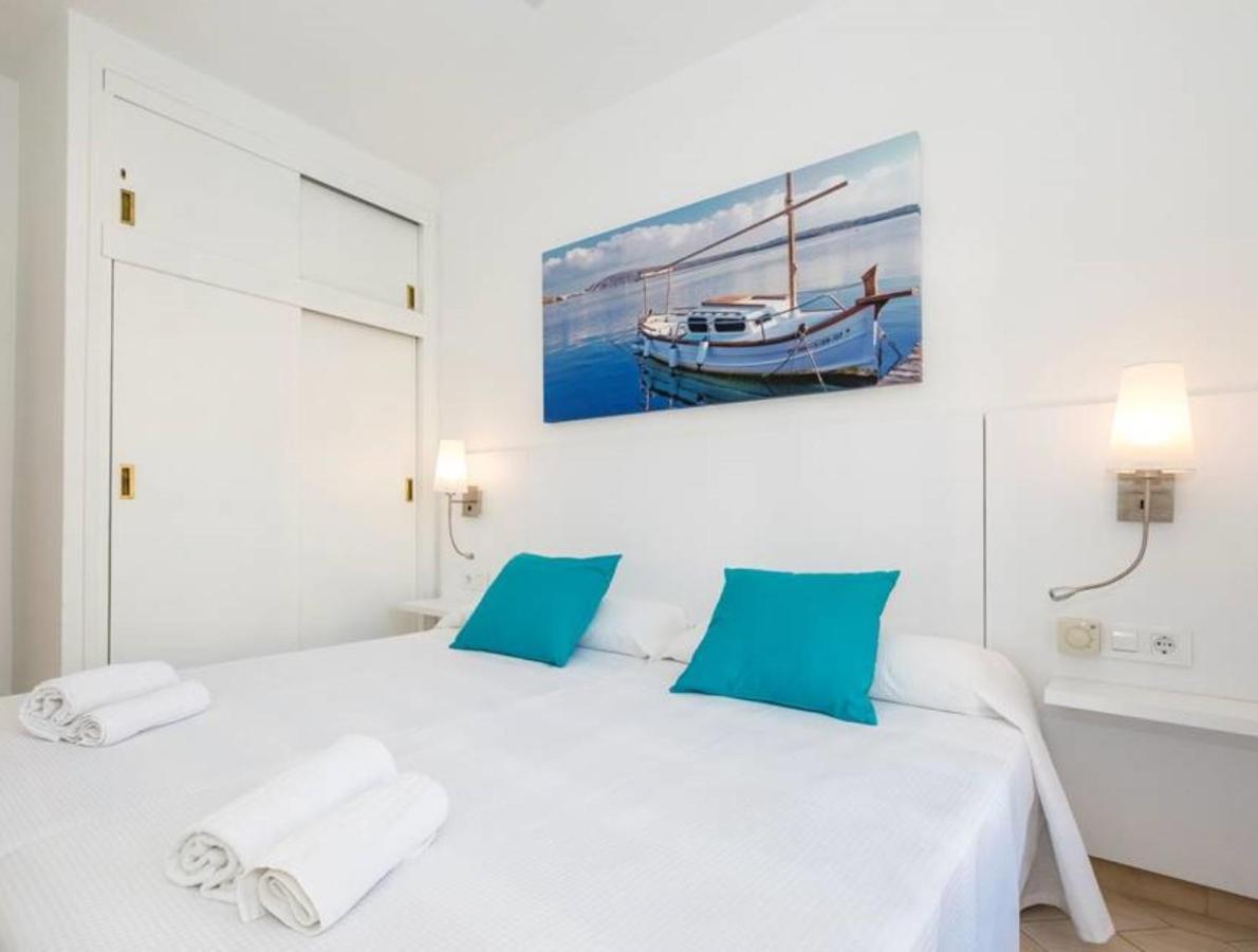 Apartamentos Girasols Gardens Sup 2-F Son Bou Esterno foto